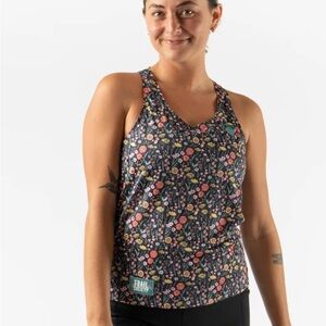 Run Rabbit - Floral Patterned Tank Top - Medium